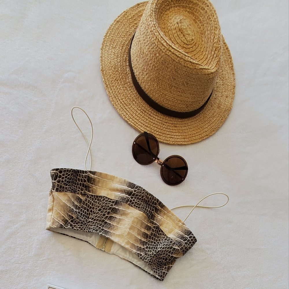 I.A.M.GIA CROPTOP